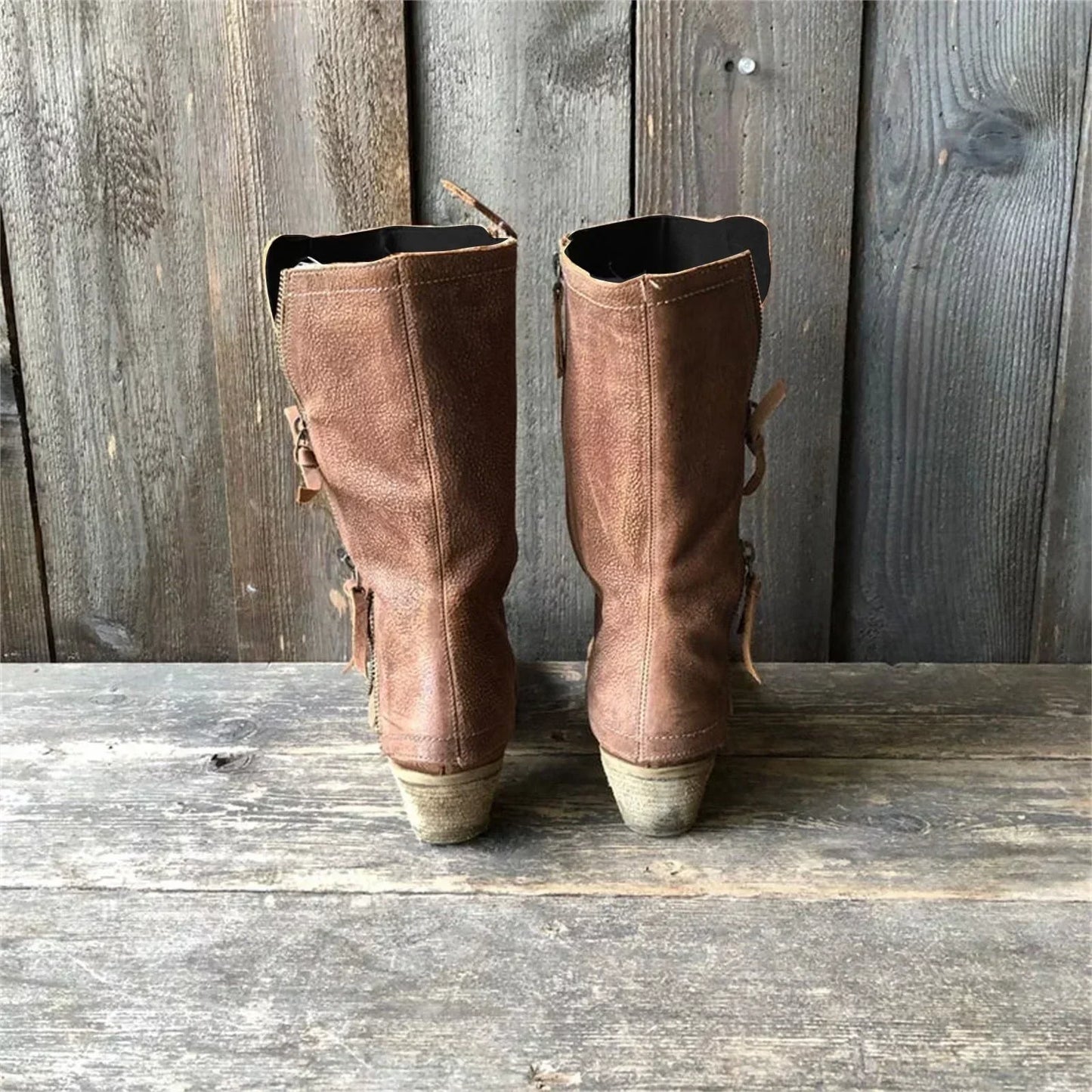 Classic women's boots | Urvania