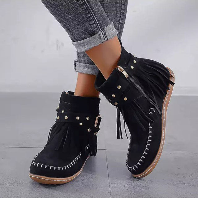 Vintage warm boots with fringes | Jannah