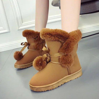 Belezza winter boots with pompom embellishment