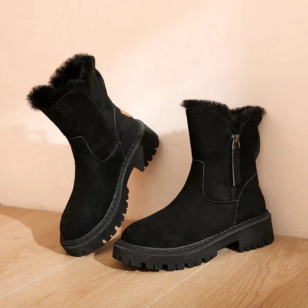 Stylish and warm boots | Heneiza