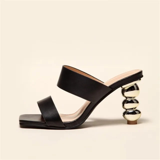 Belezza - Elegant sandals with heel and square toe