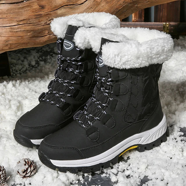 Classic Snow Boots | Yunaria