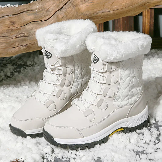 Classic Snow Boots | Yunaria