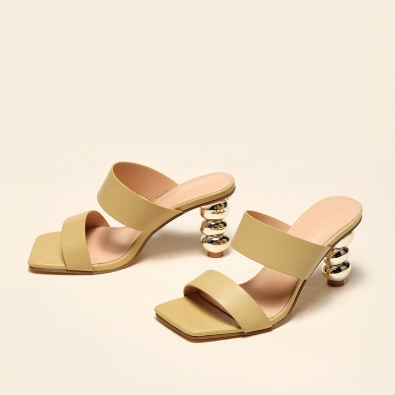 Belezza - Elegant sandals with heel and square toe