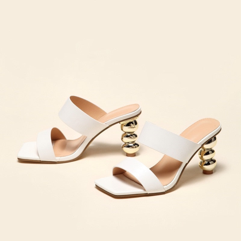 Belezza - Elegant sandals with heel and square toe