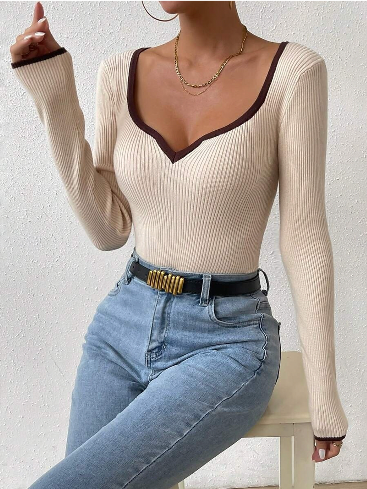 Belezza - Knitted Women's V-Neck Sweater