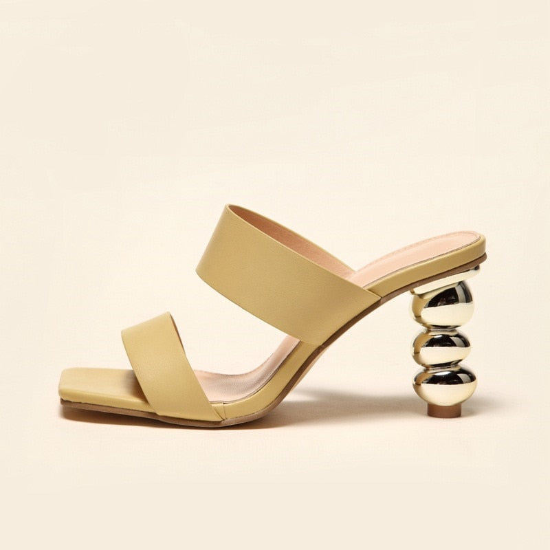 Belezza - Elegant sandals with heel and square toe