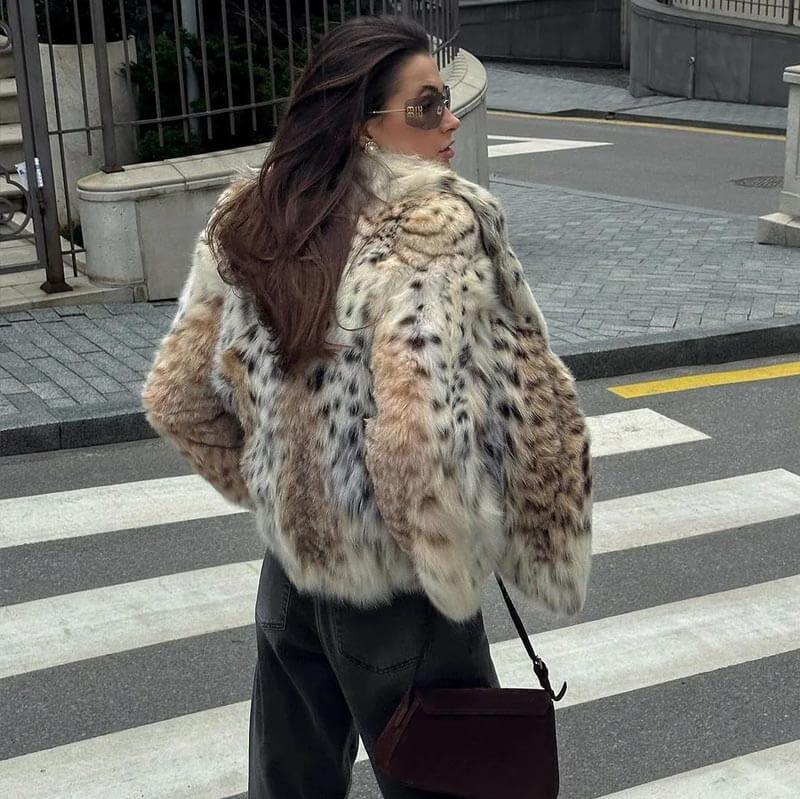 Women's Faux Fur Leopard Coat | Stylish Animal Print Winter Jacket for Casual and Party Wear