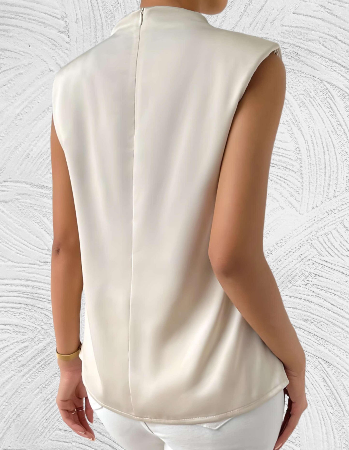 Belezza Sleeveless Top | Round Neck with Pleated Design