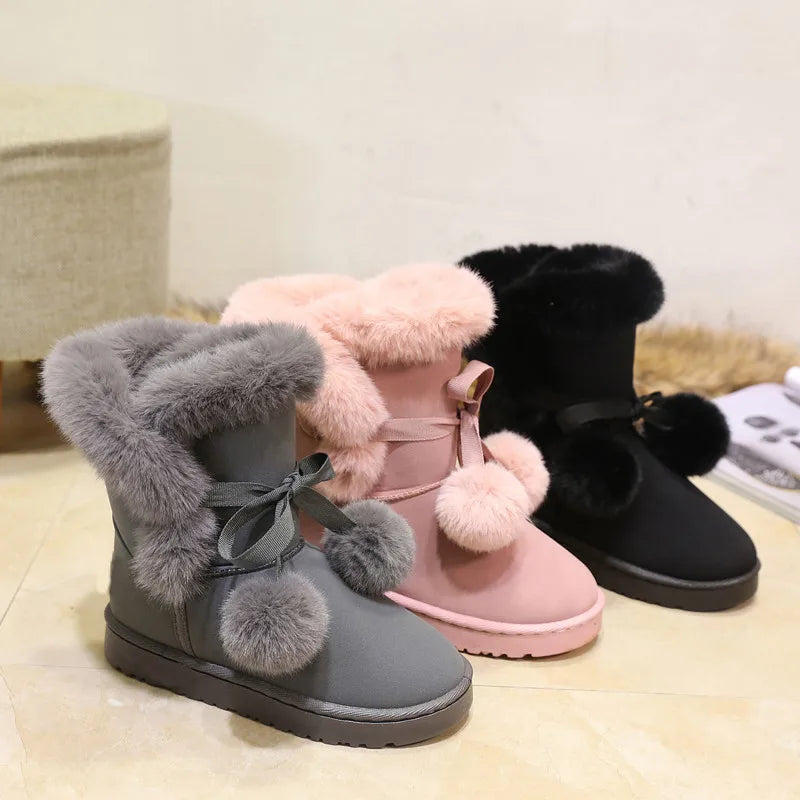 Belezza winter boots with pompom embellishment