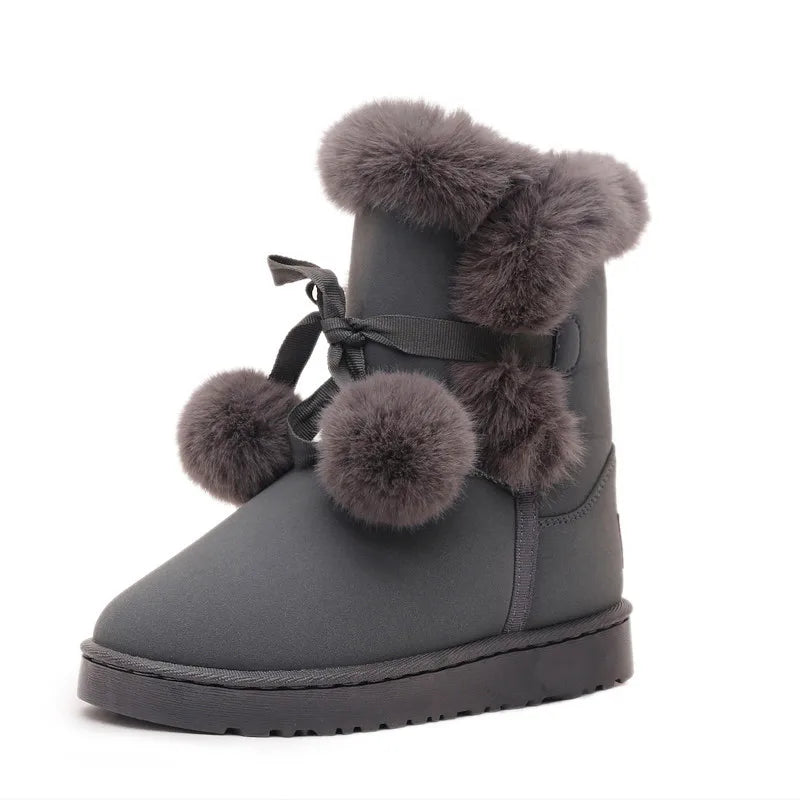 Belezza winter boots with pompom embellishment