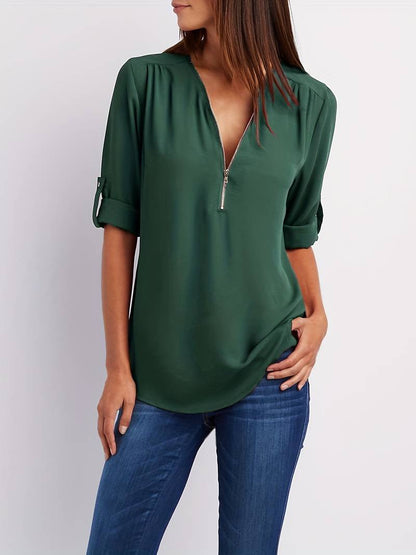 Belezza – casual, ruffled blouse with roll-up sleeves and half zip