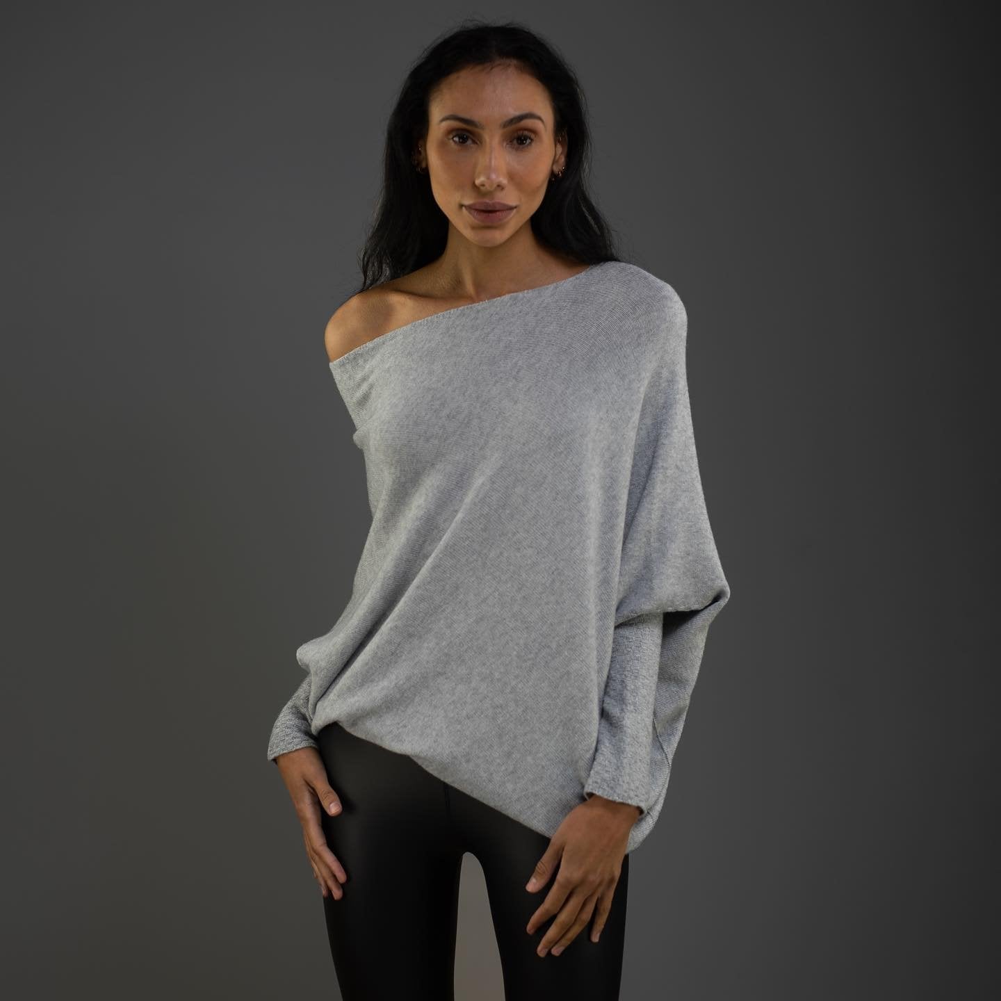 Belezza | Elegant Off-Shoulder Sweater for Women