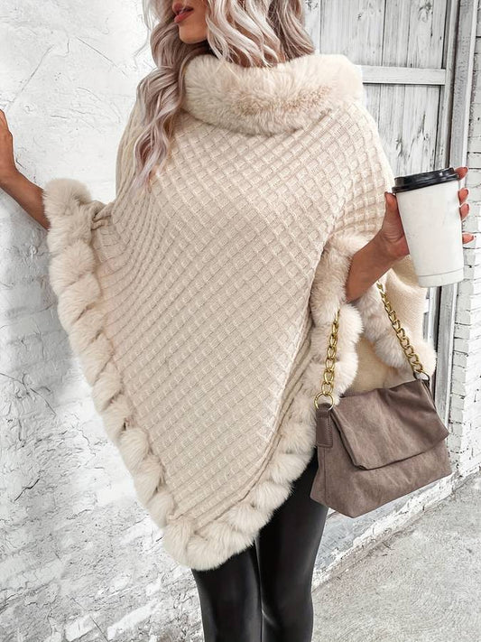 Belezza Poncho with Faux Fur