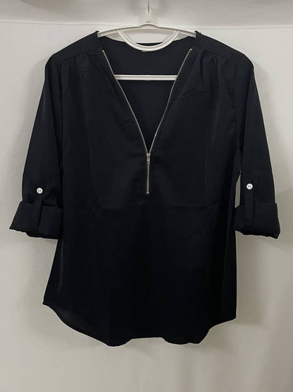 Belezza – casual, ruffled blouse with roll-up sleeves and half zip