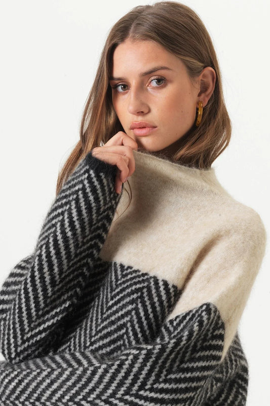 Women's Colorblock Chevron Knit Sweater | Cozy Oversized Turtleneck Pullover