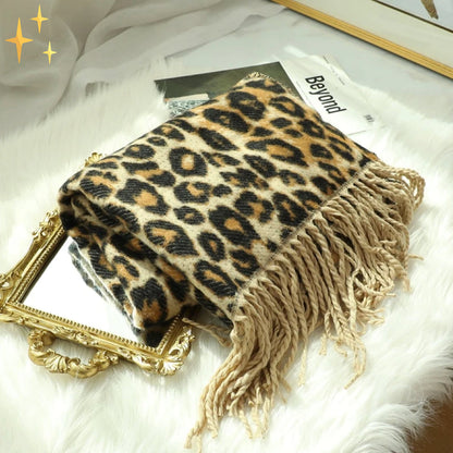 Belezza - Trendy Leopard-Print Wool Scarf for Women